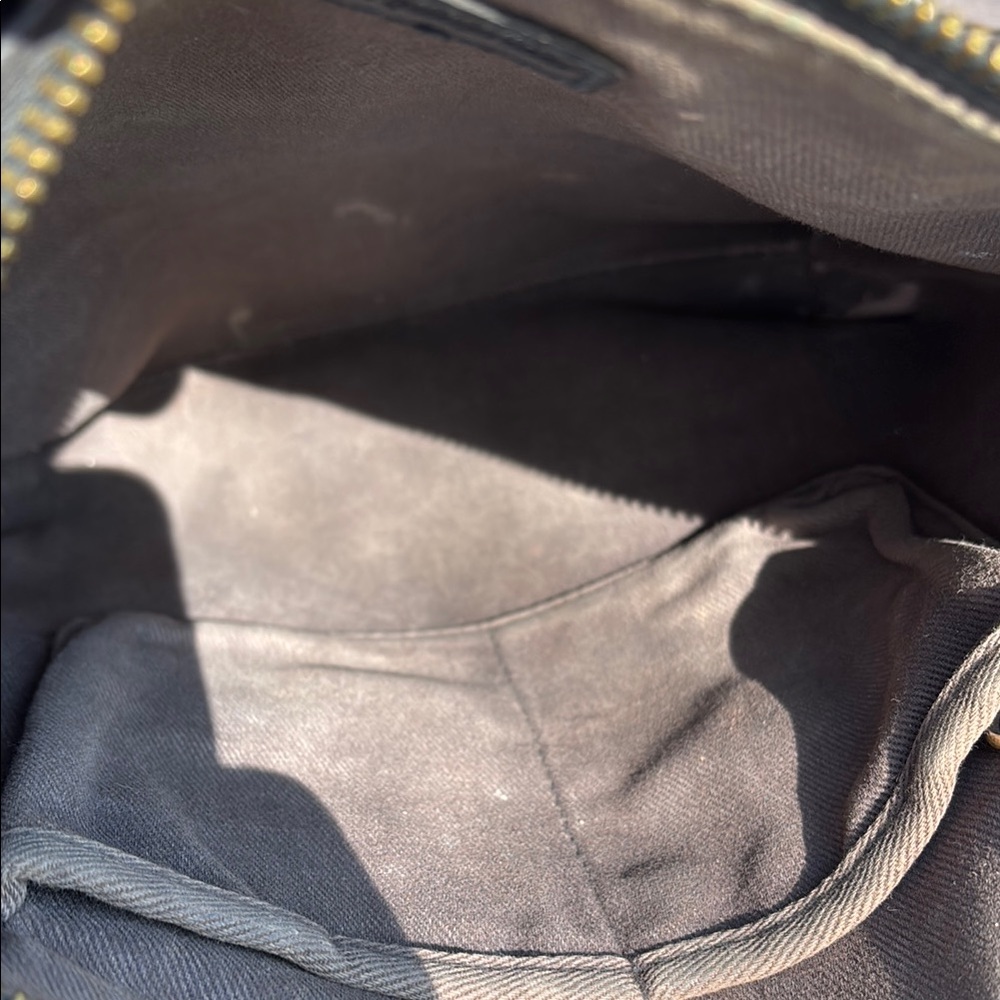 Madewell Dark Navy Leather Crossbody Tote - Picture 7 of 13